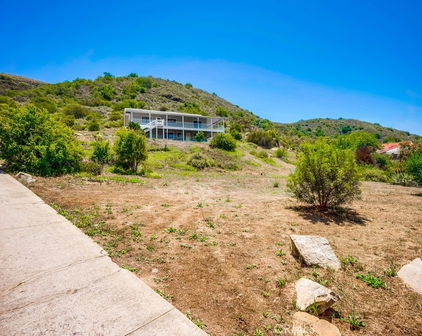44196 La Cruz Drive, Temecula
