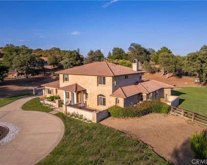 19011 Calle Juanito, Murrieta