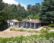 Albion Avenue, Woodside image