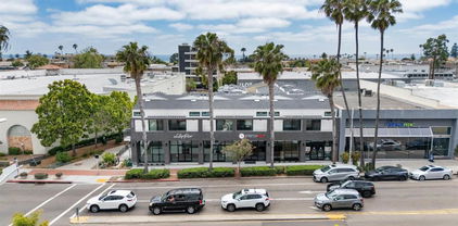 7606 Girard Avenue, La Jolla
