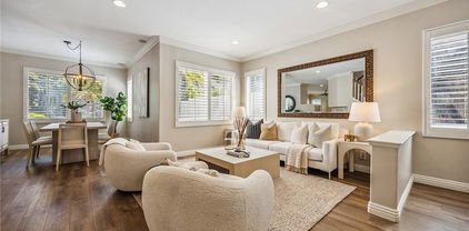 8850 E Cloudview Way, Anaheim Hills