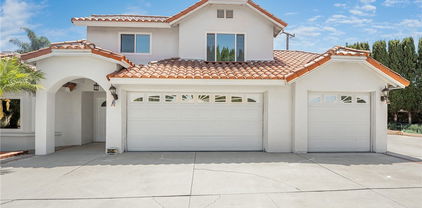 2445 N Santiago Boulevard, Orange