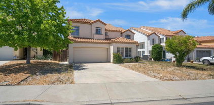40037 White Leaf Ln, Murrieta