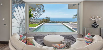 7232 Romero Dr, La Jolla
