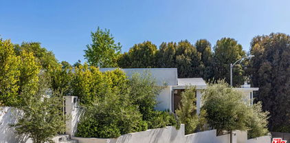 2600 Zorada Drive, Los Angeles