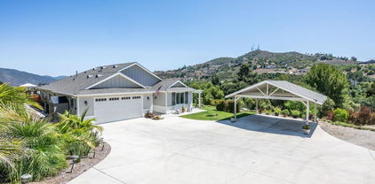 1309 Sunny Heights Road, Fallbrook