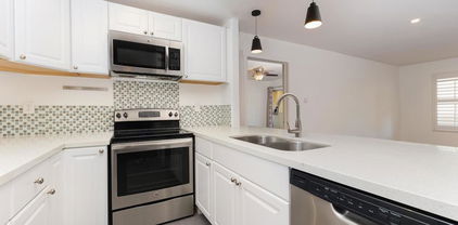 2037 Burton st Unit 42, Linda Vista