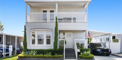 304 Lexington Circle, Newport Beach