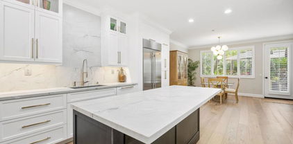 6467 Alexandri Cir, Carlsbad