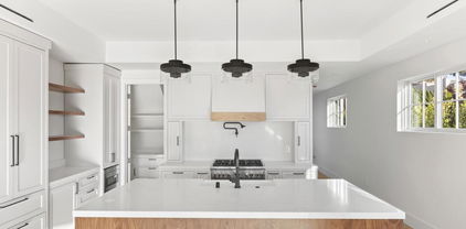 7214 Fay Ave, La Jolla