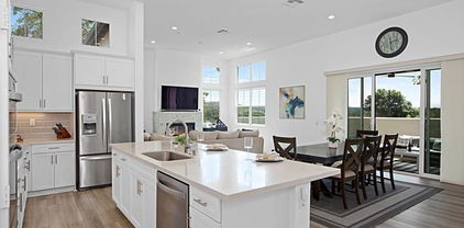 13062 Olympus Cir. Unit 3, Poway