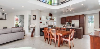 28548 Meadow Glen Way W, Escondido