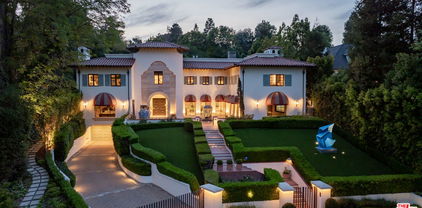 4009 Valley Meadow Road, Encino