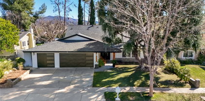 26950 Helmond Drive, Calabasas