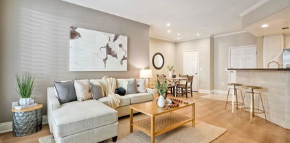 9263 Regents Road Unit B106, La Jolla