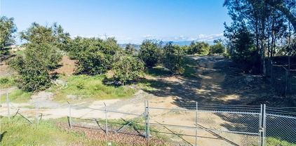 Los Gatos Road, Temecula