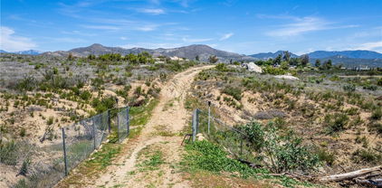 varnum rd, Hemet