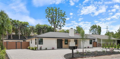 23240 Leonora Drive, Woodland Hills
