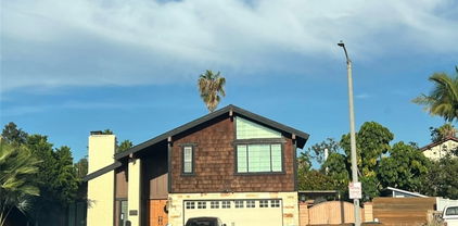 1231 E Boom Avenue, Orange