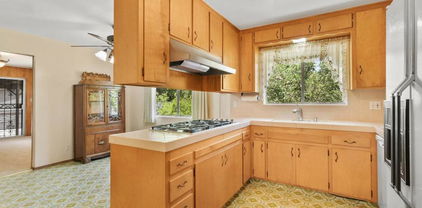 3448 Goldfinch Street, San Diego