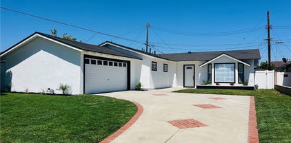 15882 Malm Circle, Huntington Beach