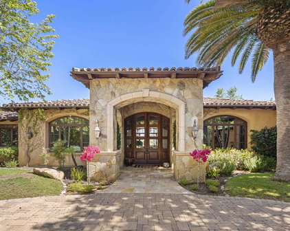 Sez Sezer Real Estate Agent gallery