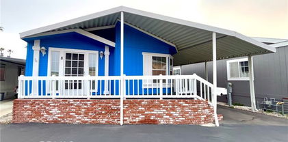 5200 Heil Avenue Unit 8, Huntington Beach