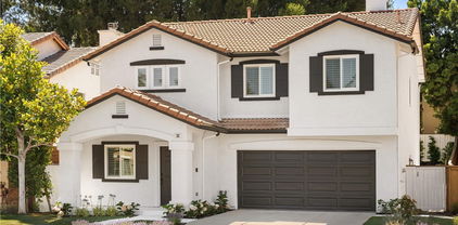 33 Winterfield Road, Irvine