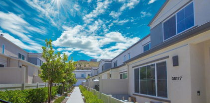 35177 GROVE TRAIL, Fallbrook