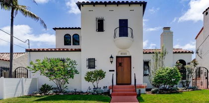 1977 Titus St, Old Town