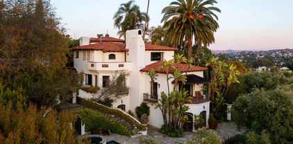2400 Inverness Avenue, Los Angeles