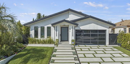 5715 Troost Avenue, North Hollywood