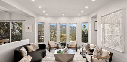 3275 N Knoll Drive, Los Angeles