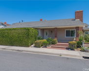 18 Hunter, Irvine image