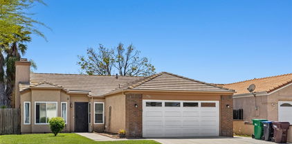 39769 Sunrose Dr, Murrieta
