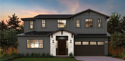 11729 Hartsook Street, Valley Village