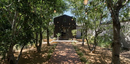 226 S Rimpau Boulevard, Los Angeles