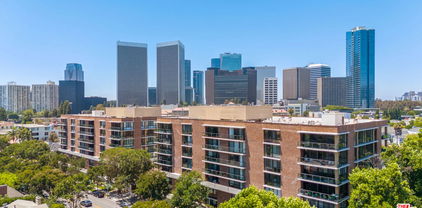 211 S Spalding Drive Unit 205N, Beverly Hills