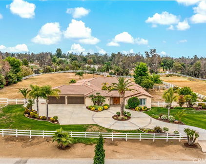 39415 Calle Anita, Temecula