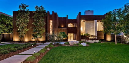 604 N Alpine Drive, Beverly Hills