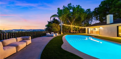 7024 Middlesbury Ridge Circle, West Hills