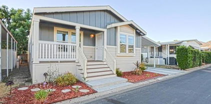2700 E Valley Parkway E Unit 64, Escondido
