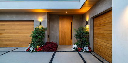 6691 Country Circle, Huntington Beach