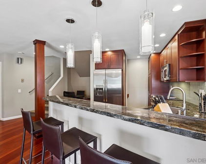 8436 Via Sonoma Unit 67, La Jolla