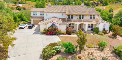 1964 Tracy Ct, Fallbrook