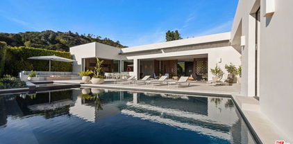 1088 N Hillcrest Road, Beverly Hills