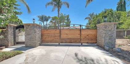 18385 Markham Street, Riverside