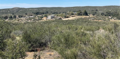 65 Madera Drive, Hemet