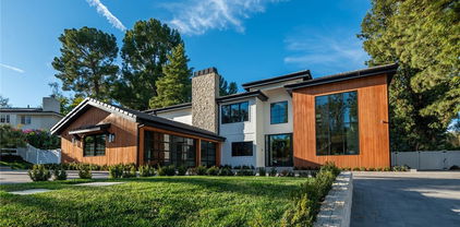 5461 PARADISE VALLEY Road, Hidden Hills