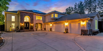 21141 Brunnell Court, Topanga